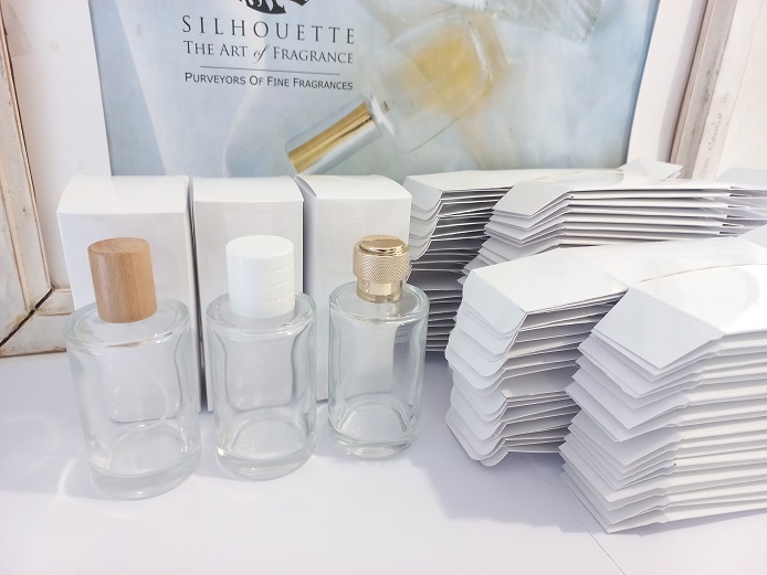 100ml room diffuser with black box